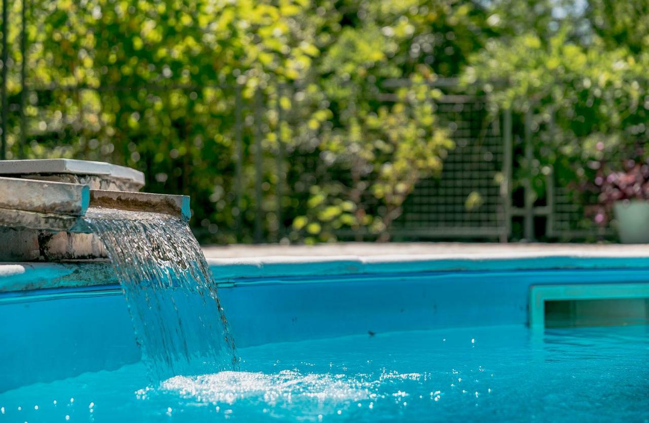Poolside Apartments Miljan I Ranko ヘルツェグ・ノヴィ エクステリア 写真